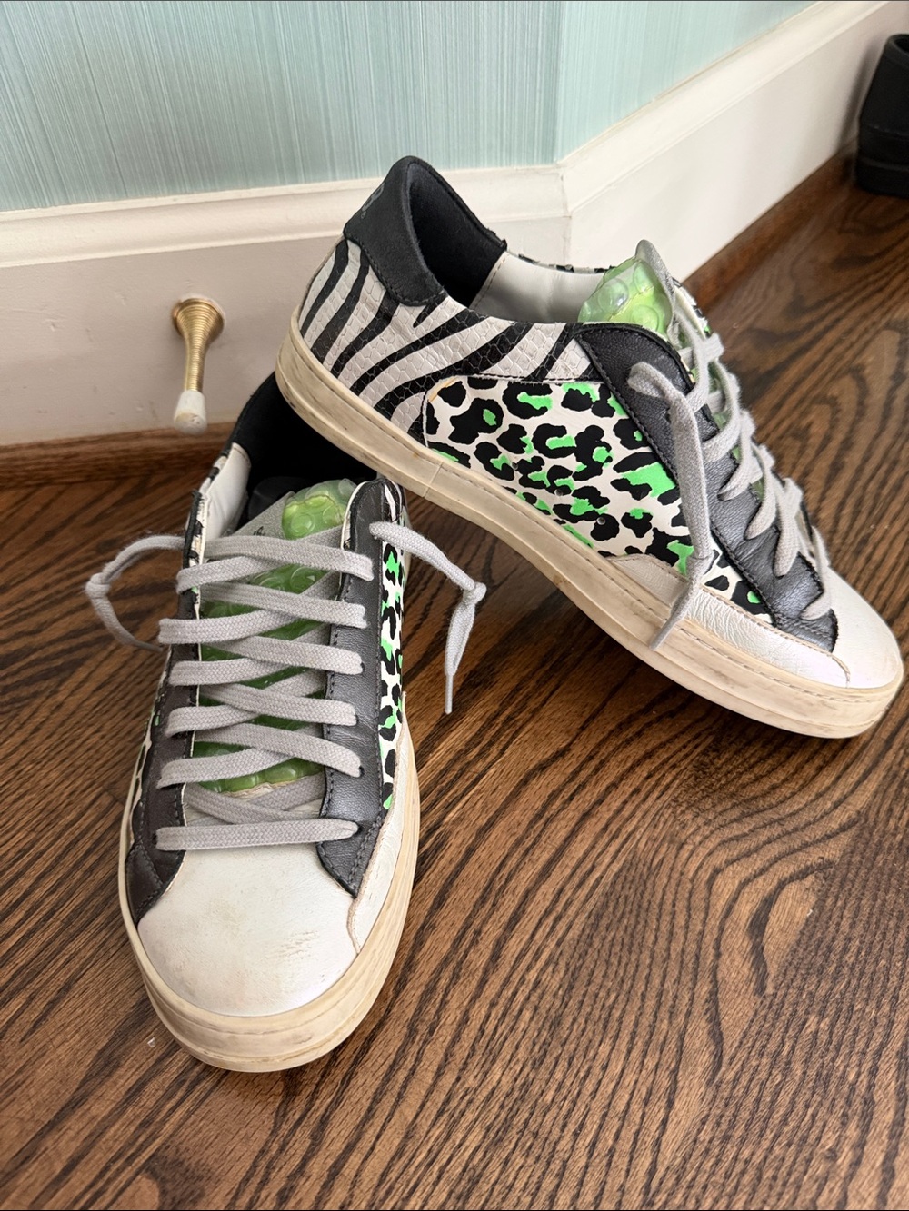 P448 Women's Grey & Neon Green Leopard Zebra Accent Sneakers